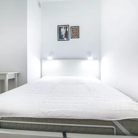 Funkcjonalny Apartament W Budynku Z Tarasem-wawel Krakow